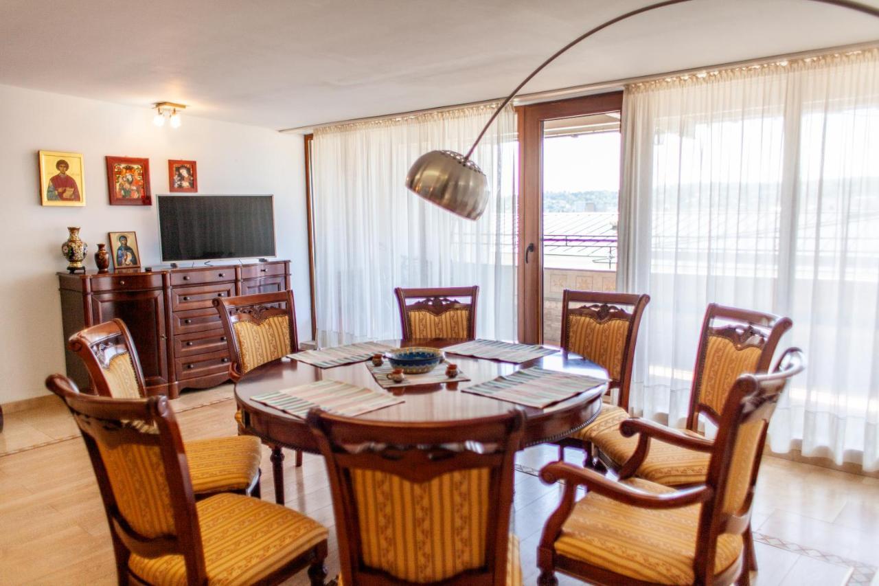 Spacious Apartment In City Centre ヤシ エクステリア 写真