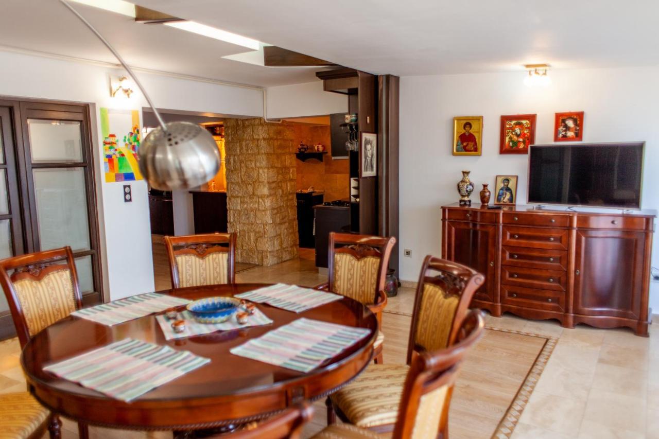 Spacious Apartment In City Centre ヤシ エクステリア 写真